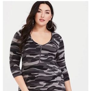 Torrid came zip front tunic